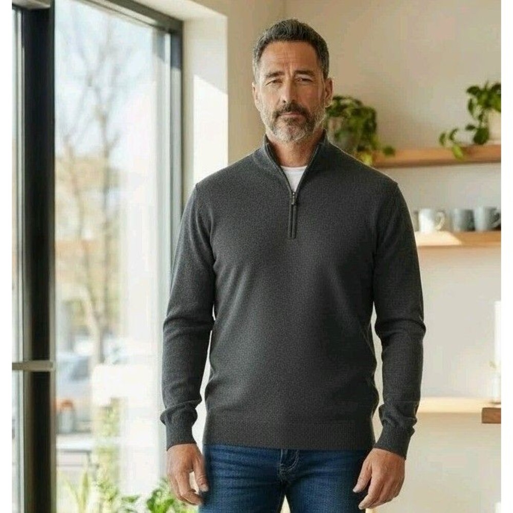 NWT Mizzen Main Cassady Sweater Mens S Gray Quarter 1/4 Zip Stretch Pullover